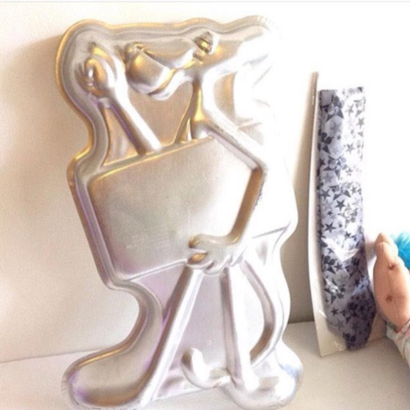 Vintage PINK PANTHER 1977 ALUMINUM Cake BAKING PAN - Picture 1 of 1